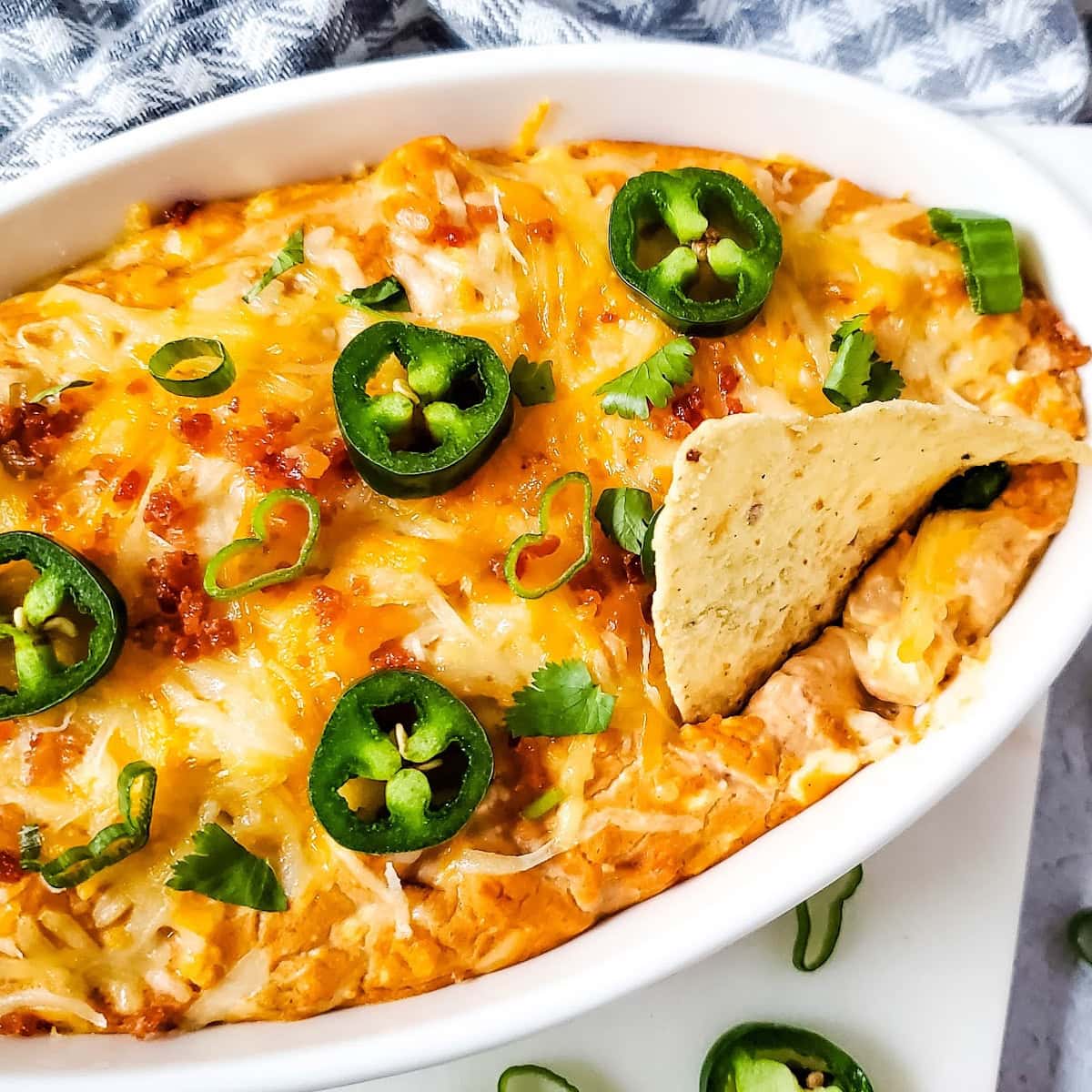 bacon bean dip featured image