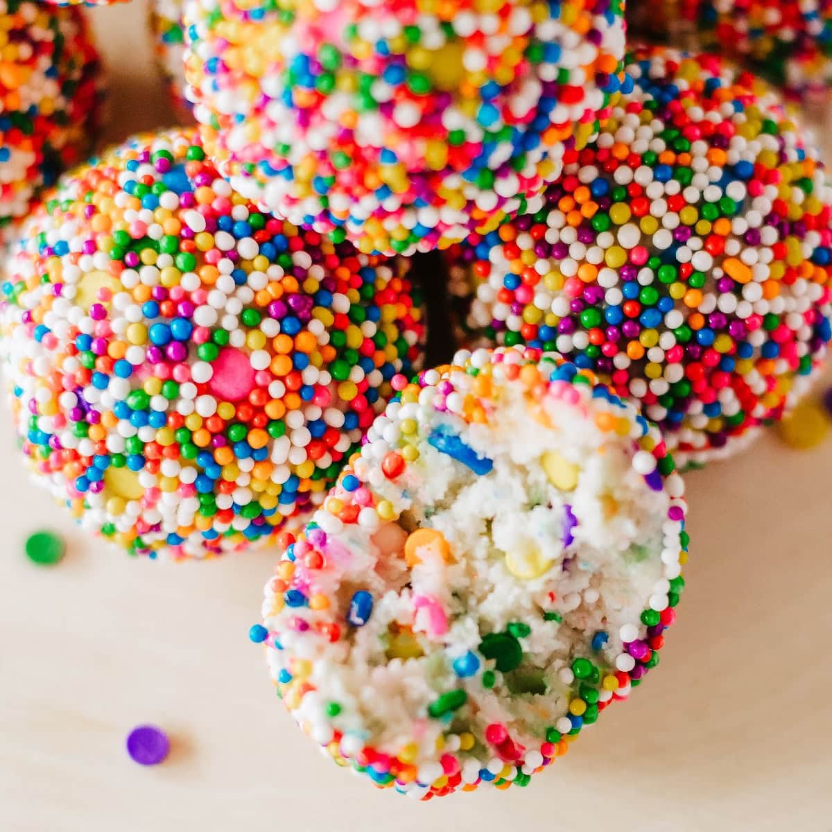 funfetti cheesecake bites featured image