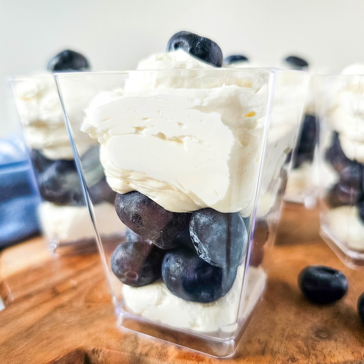 blueberry cheesecake parfait featured image