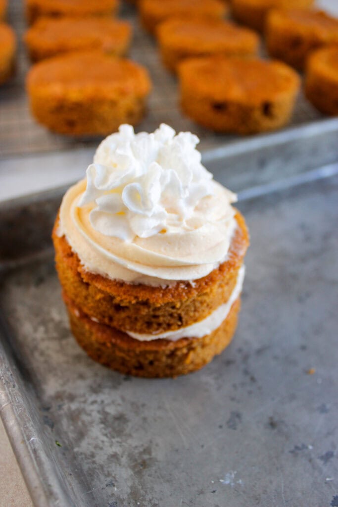 mini pumpkin cakes process photo