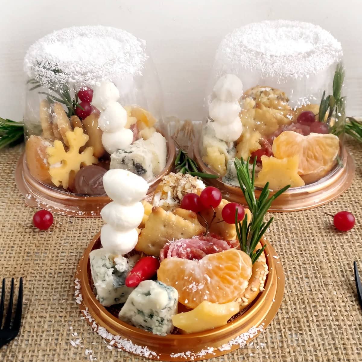 christmas charcuterie snowglobes featured image