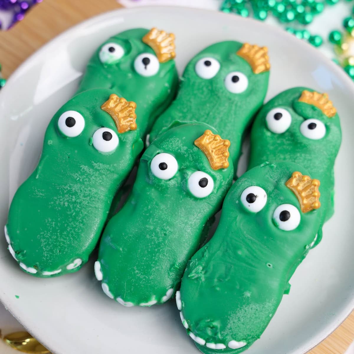 mardi gras alligators featured image