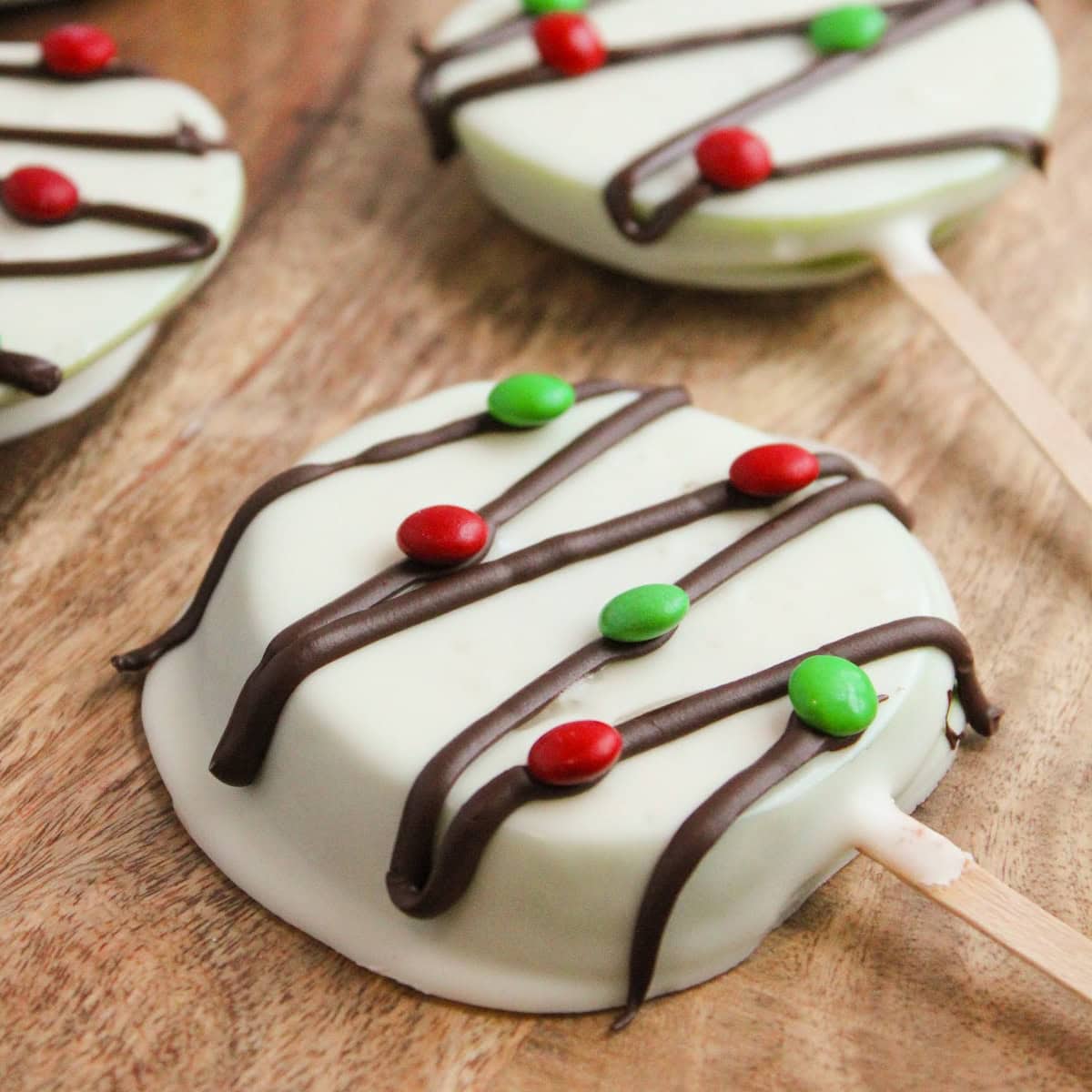 christmas light apple slices