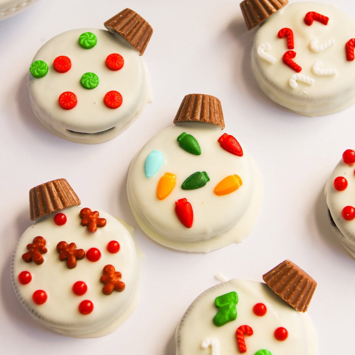 christmas ornament oreos featured image
