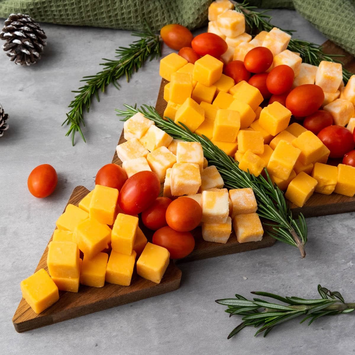 Christmas Tree Cheese Platter