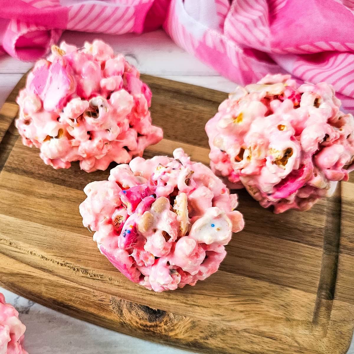 circus animal cookies popcorn balls featured image copy