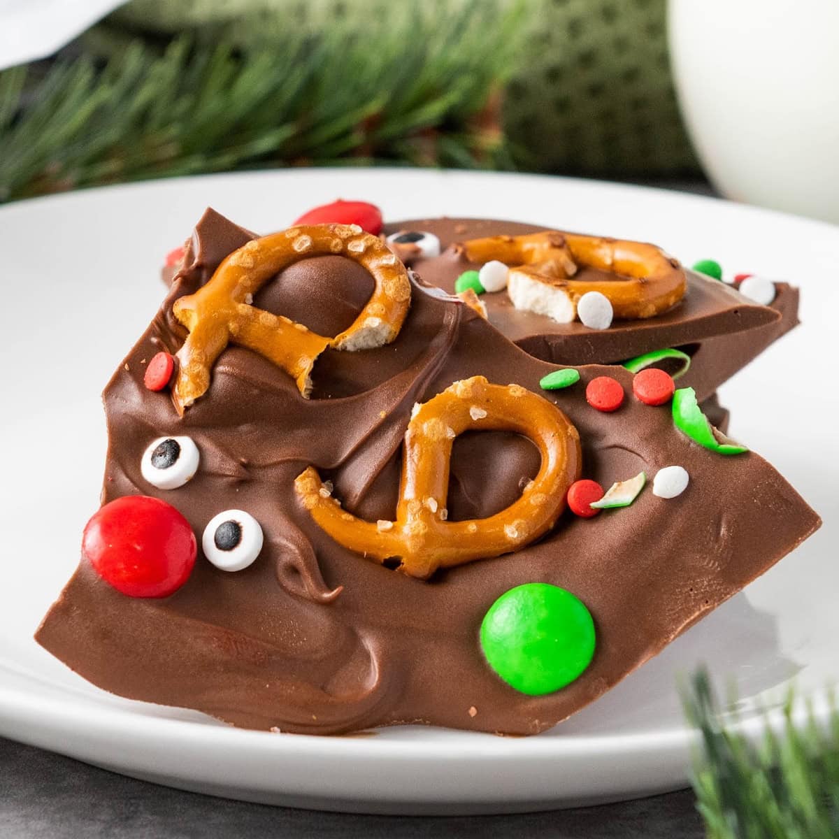 reindeer chocolate bark featured image