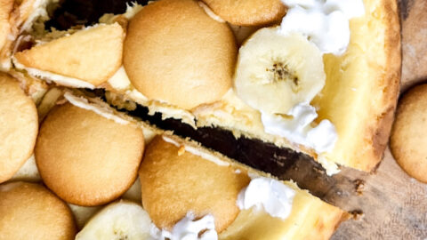 banana pudding cheesecake featured image