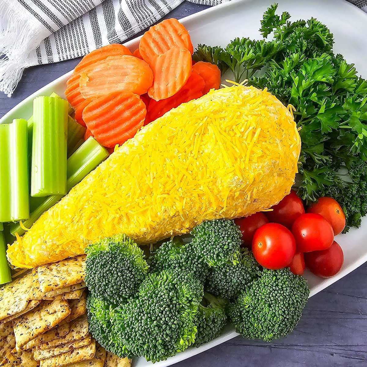 carrot cheeseball featured image