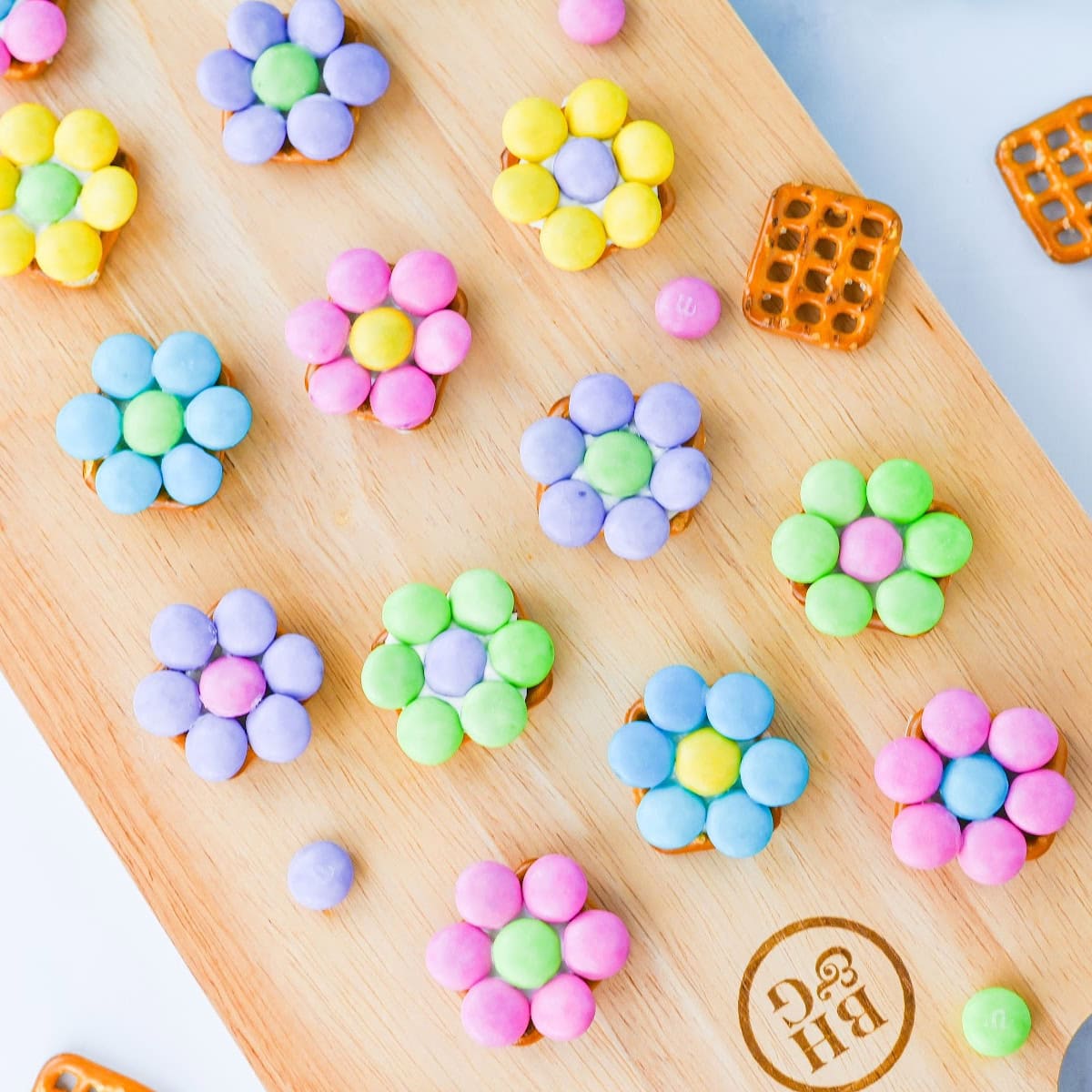 flower pretzels featured image