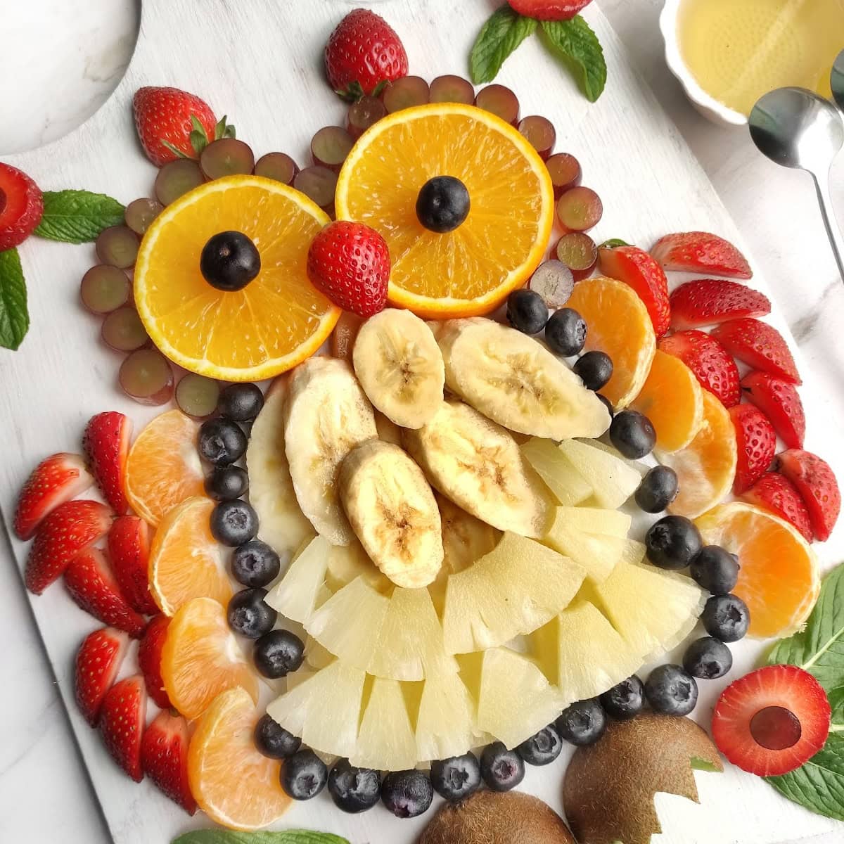 Cute Owl-Shaped Fruit Tray