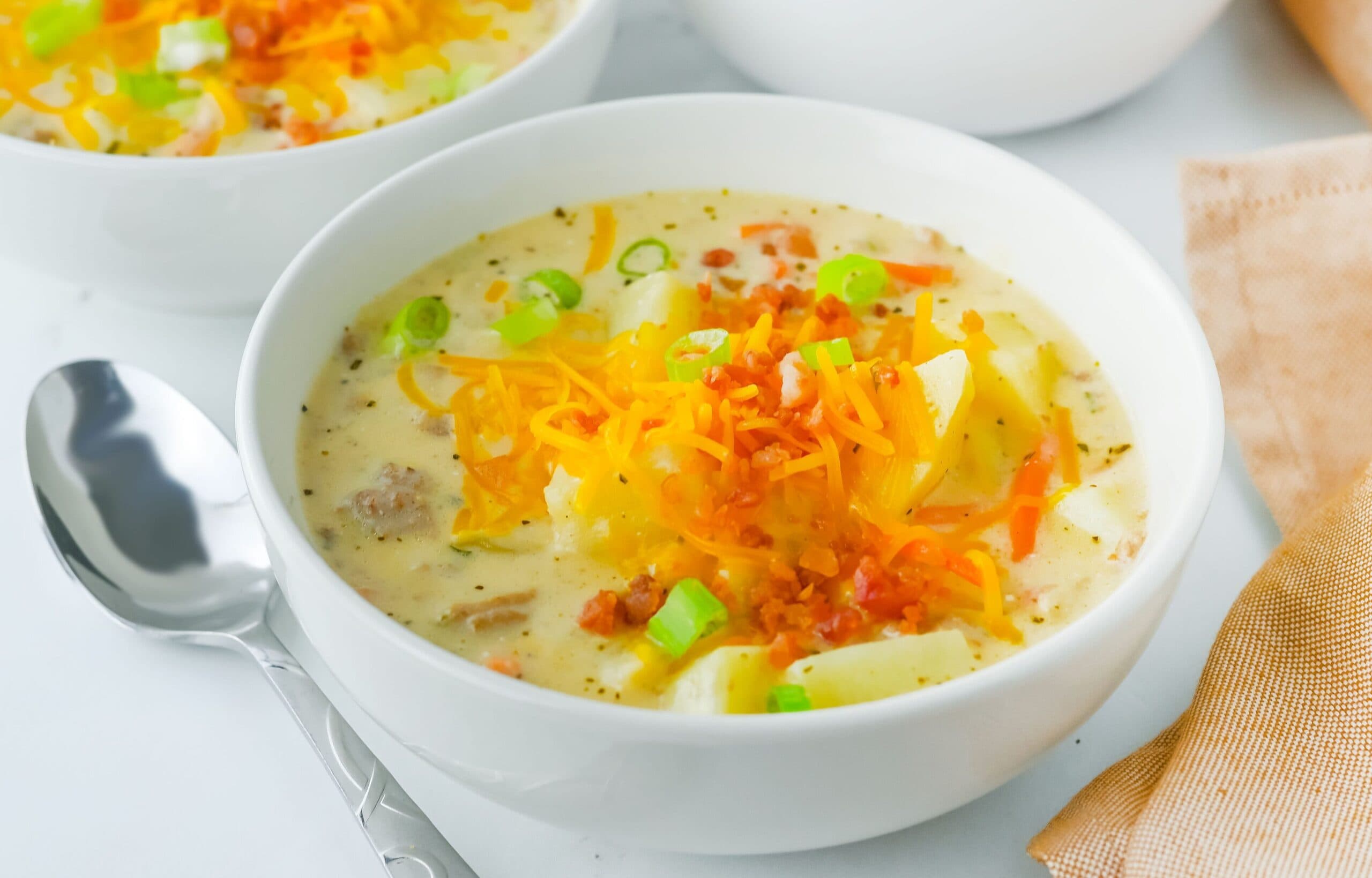 photo of the finished cheeseburger soup