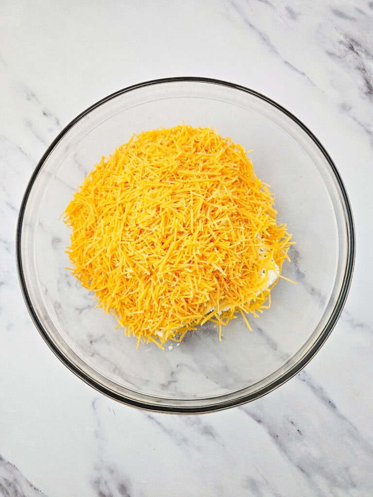 Pumpkin Cheeseball Process Photo