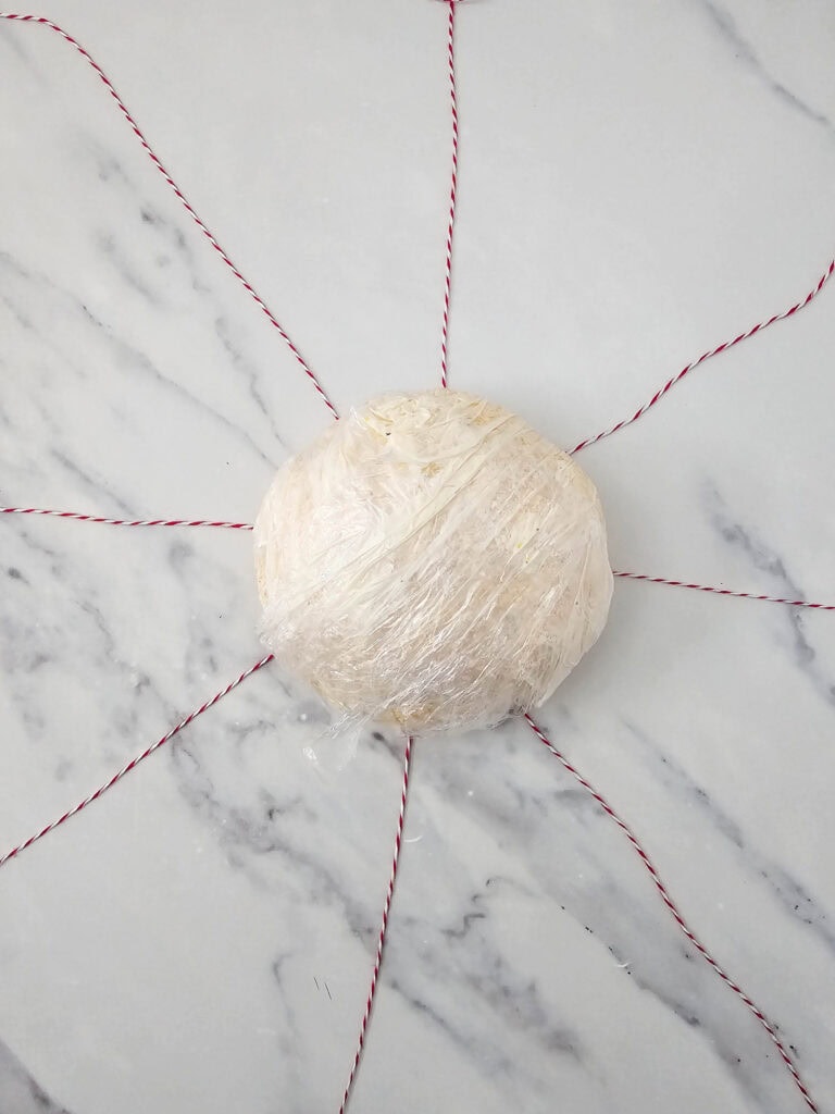 Pumpkin Cheeseball Process Photo