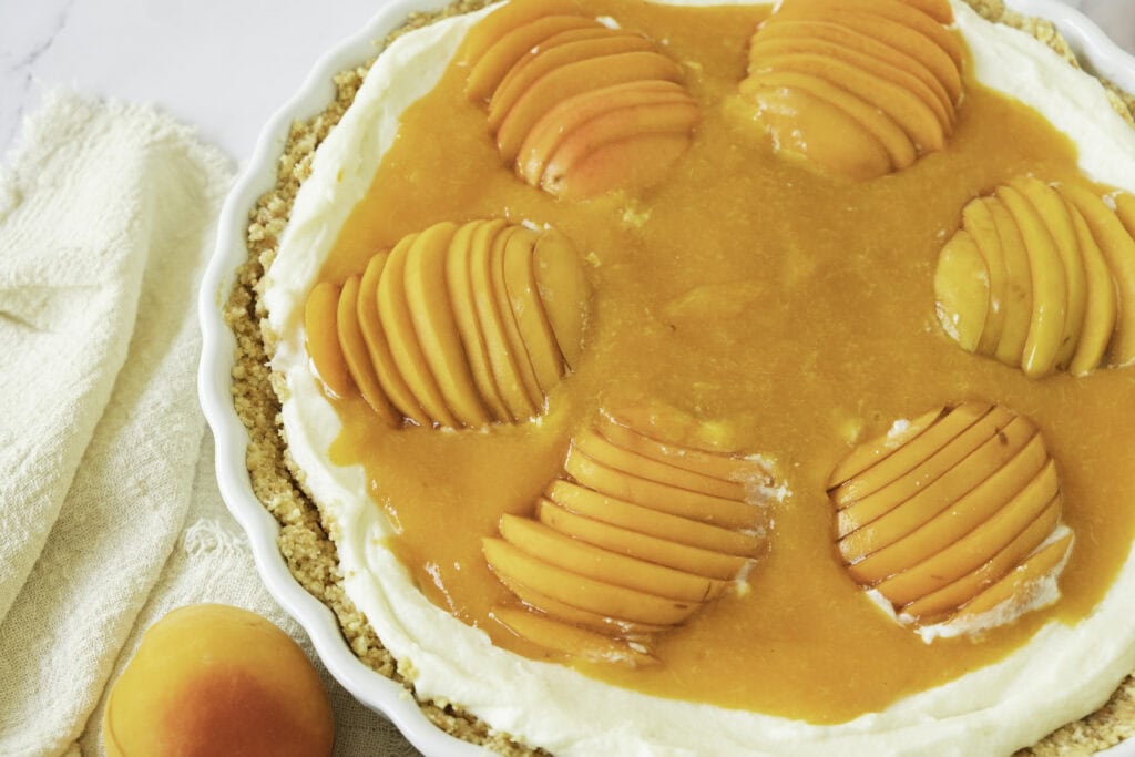Apricot Cheesecake Tart
