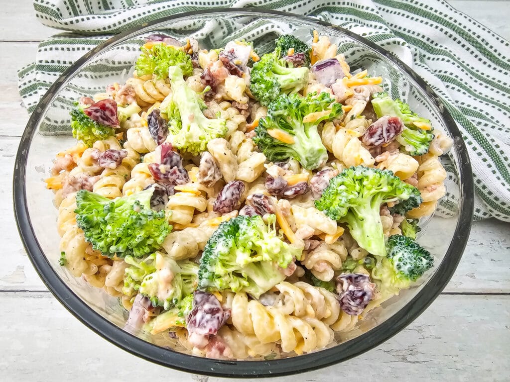 photo of the finished Broccoli Pasta Salad