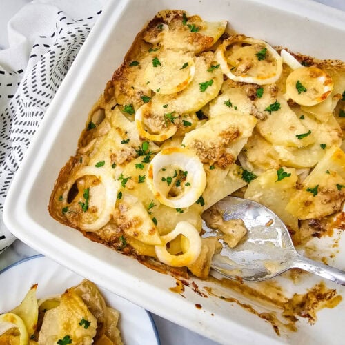 photo of the finished French Onion Potato Bake