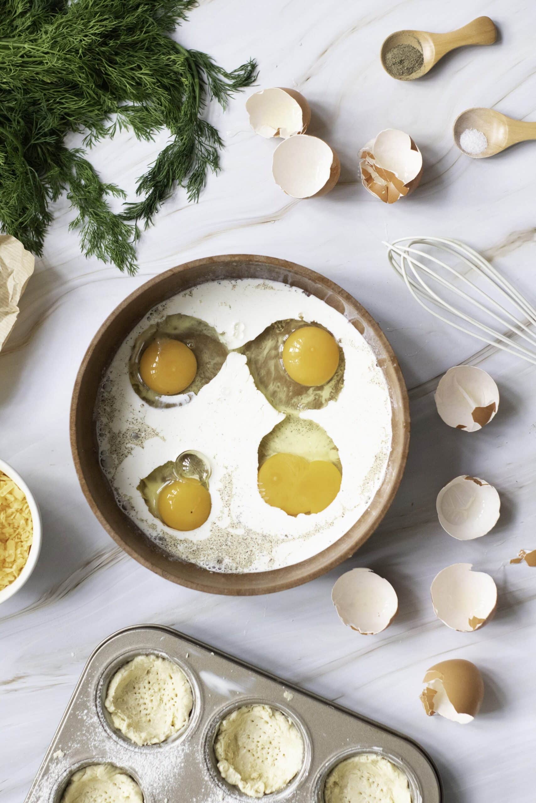 mini salmon quiche process photo