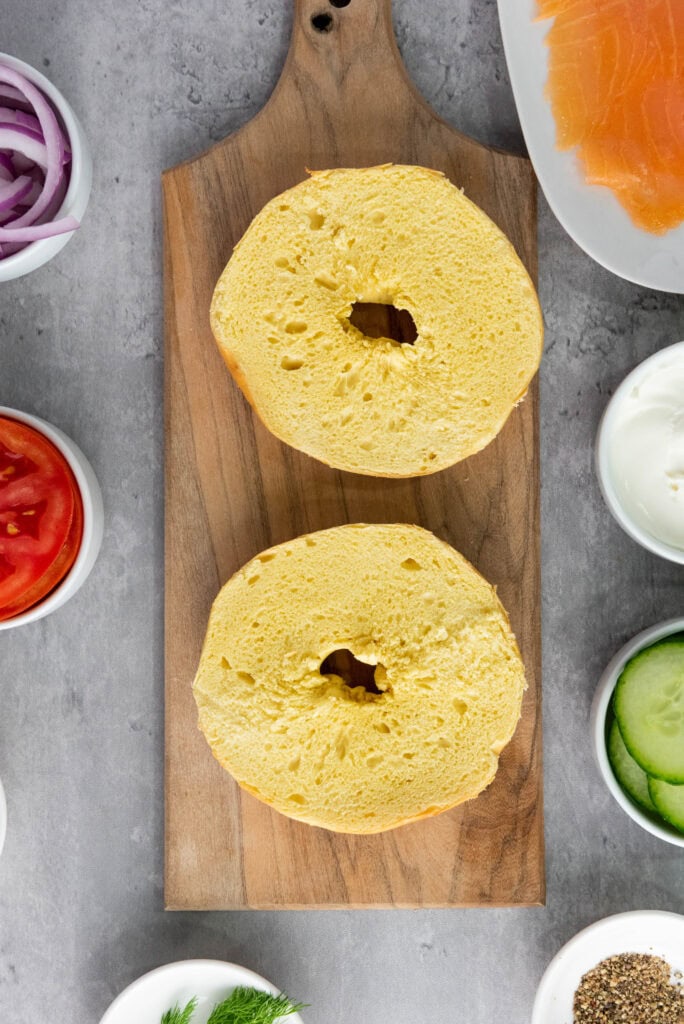 smoked salmon bagel process photo