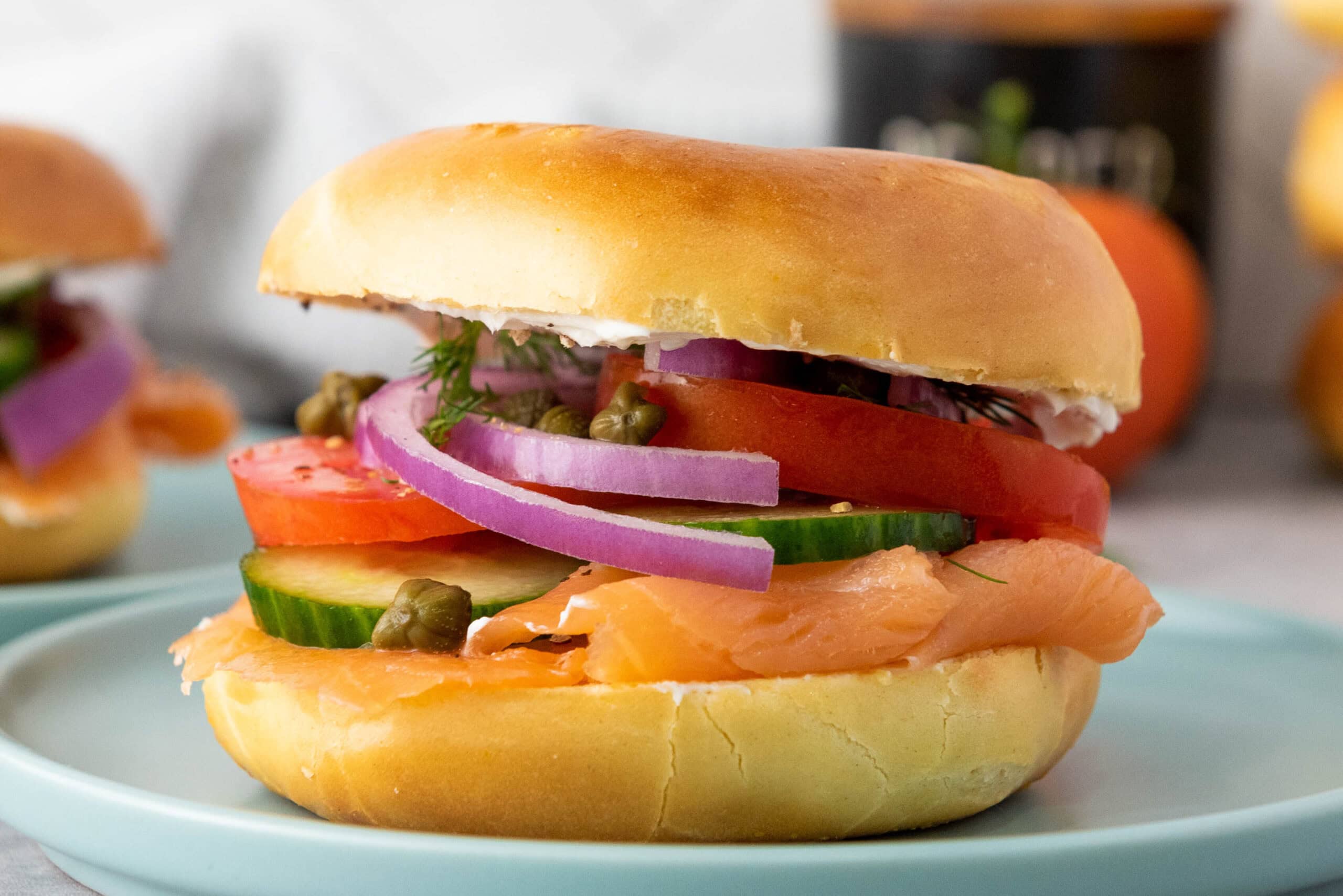 photo of the finished smoked salmon bagel
