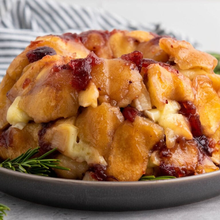 Mini Cranberry Brie Pull-Apart Bread Featured Image