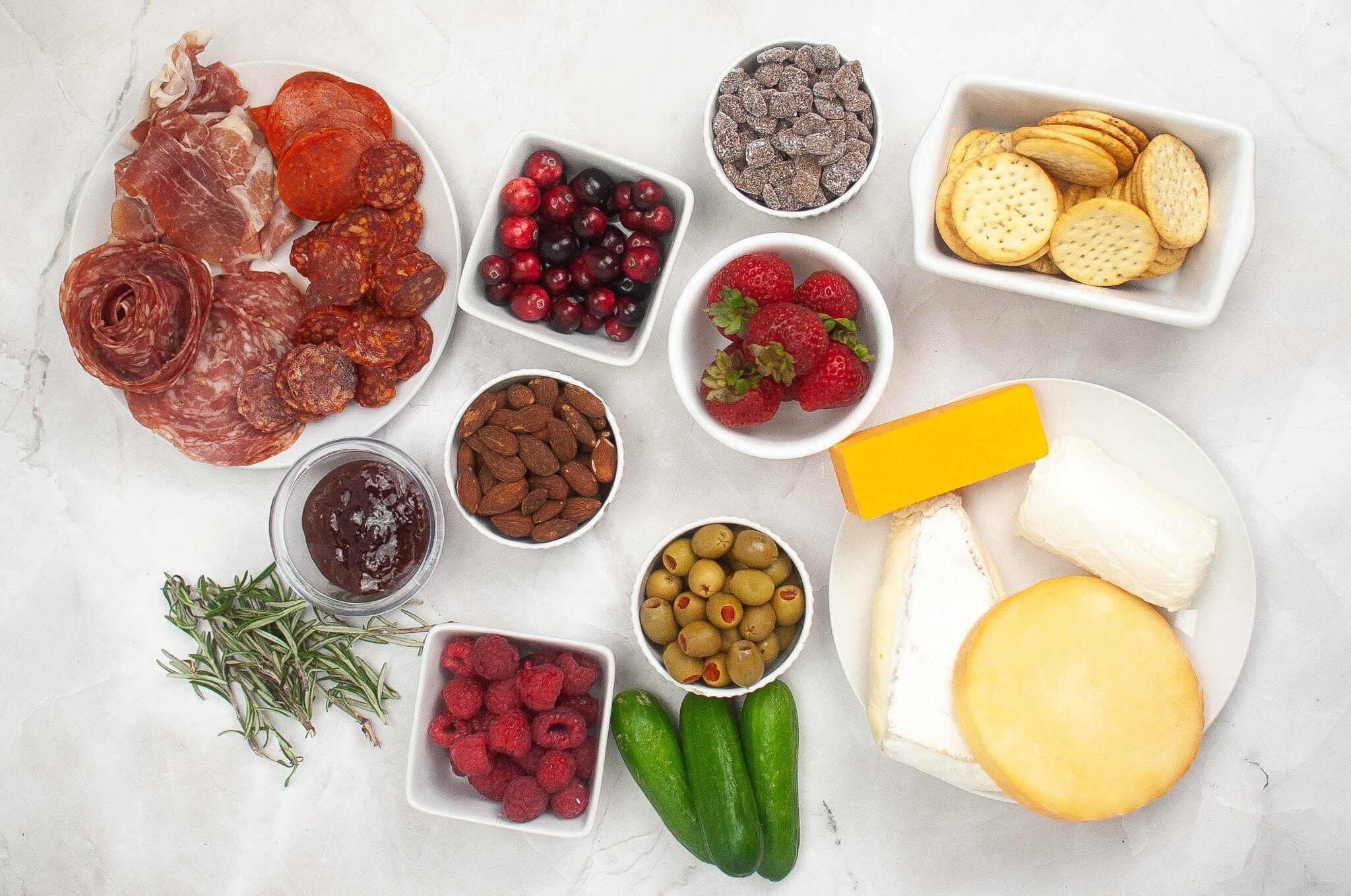Christmas Charcuterie Board Ingredients