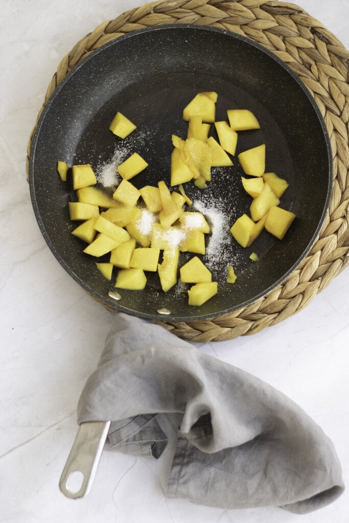 mango cheesecake process photo