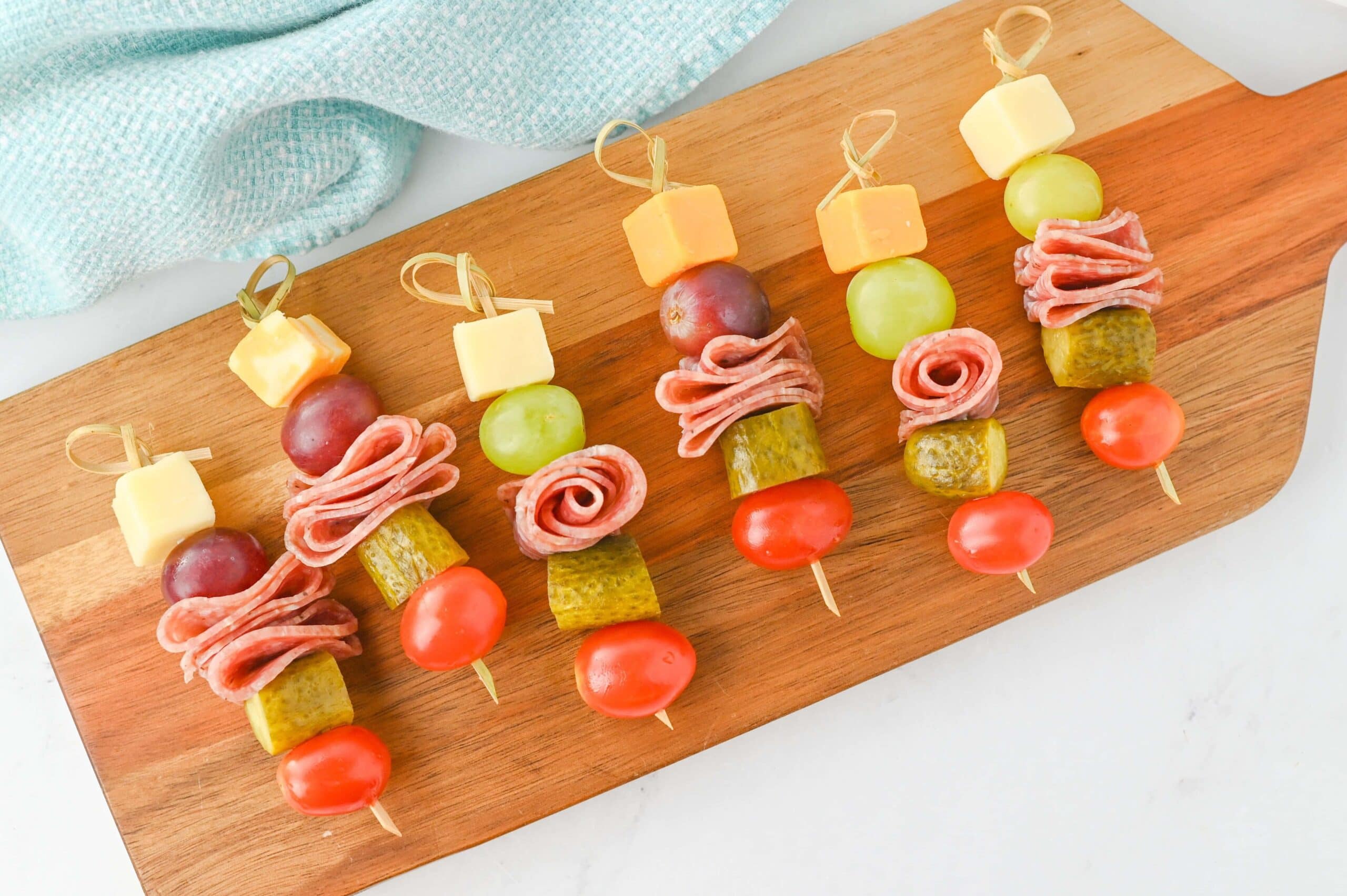 photo of the finished charcuterie skewers