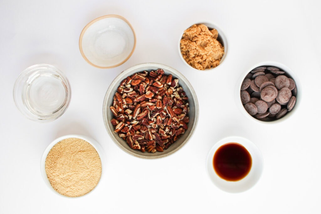 pecan pie balls ingredients