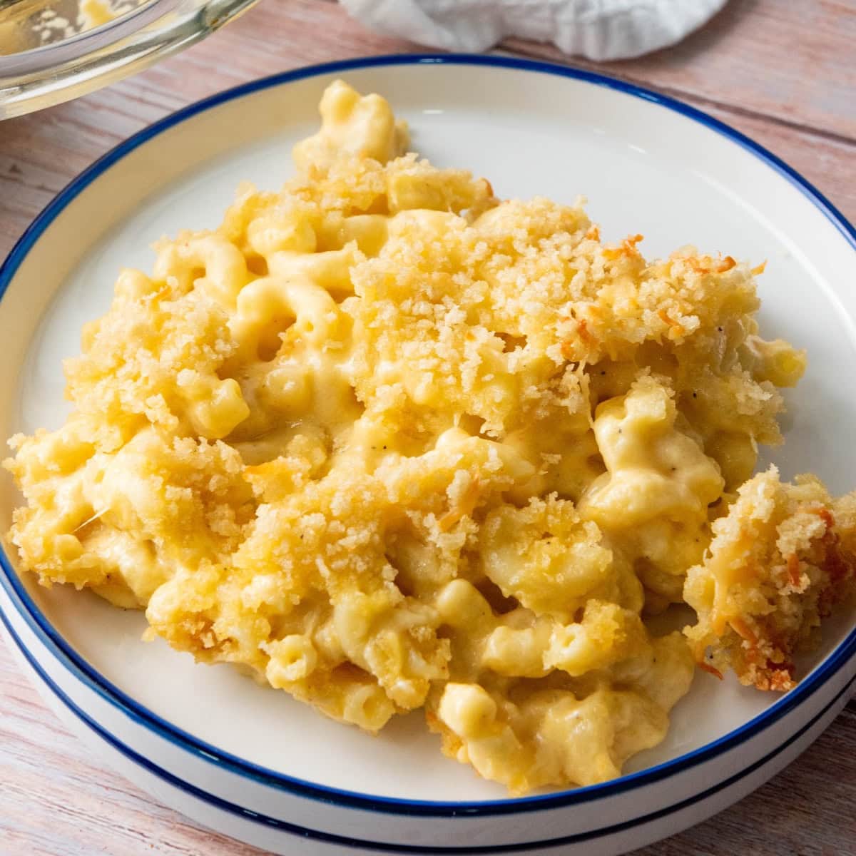 creamy baked mac and cheese featured image