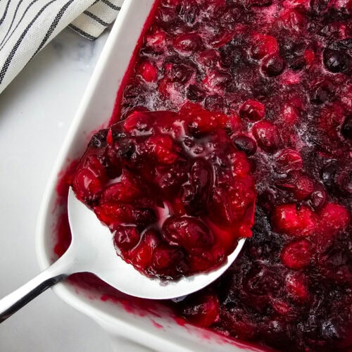 photo of the finished Classic Cranberry Sauce