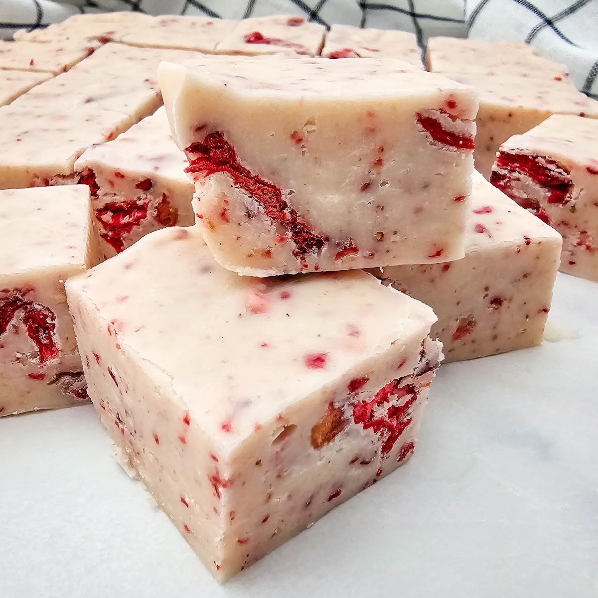 strawberry fudge featured image