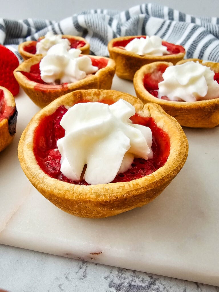 photo of the finished Mini Strawberry Pies