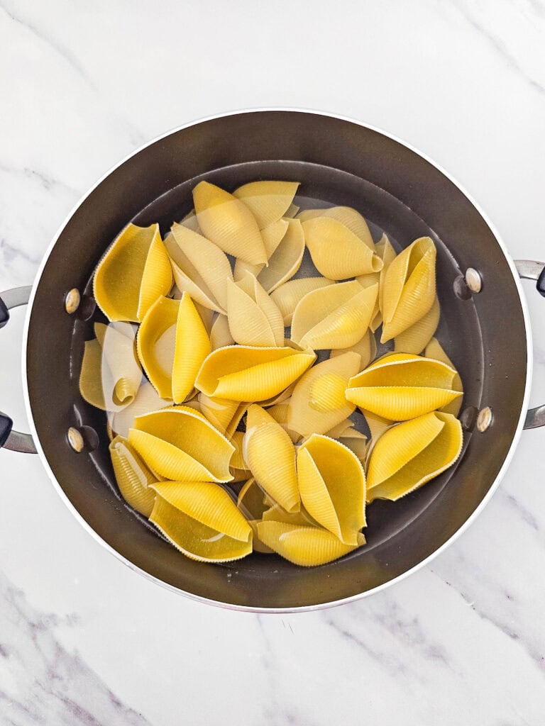 italian stuffed shells process photo
