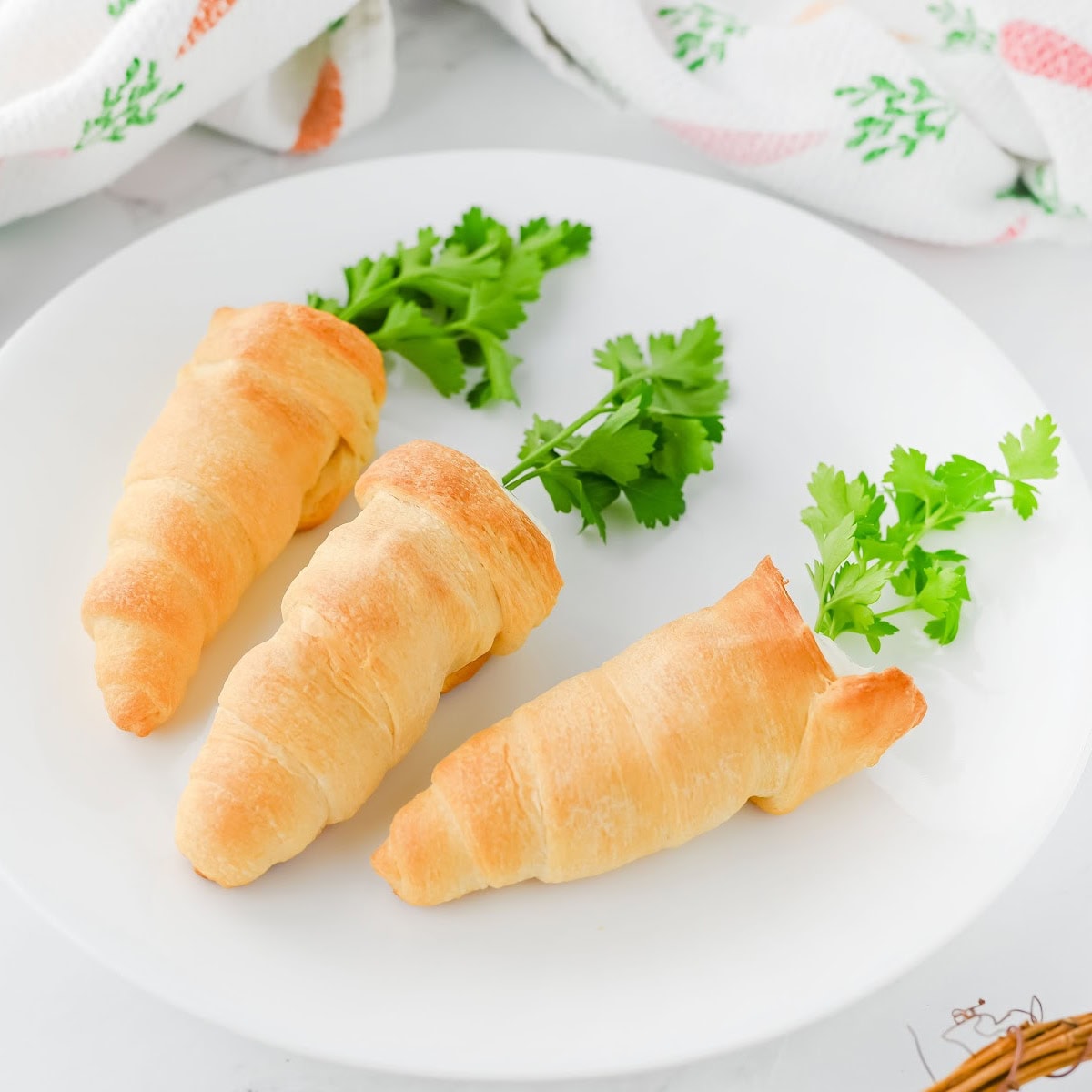 crescent roll carrots featured image