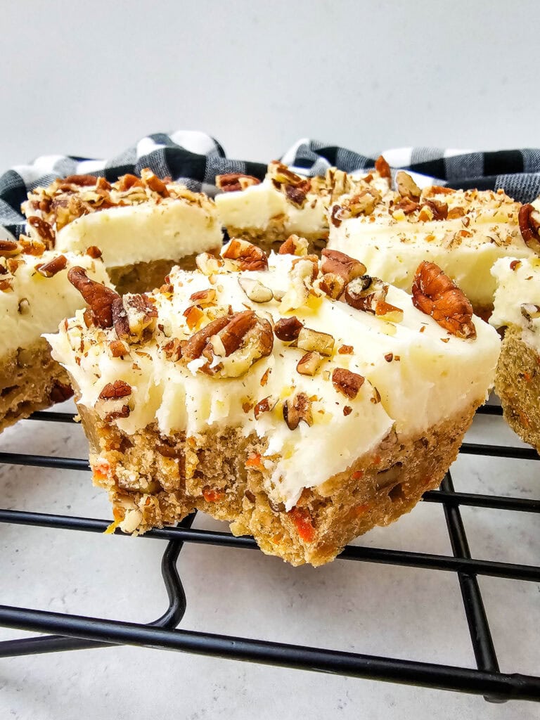 photo of the finished Carrot Cake Blondies