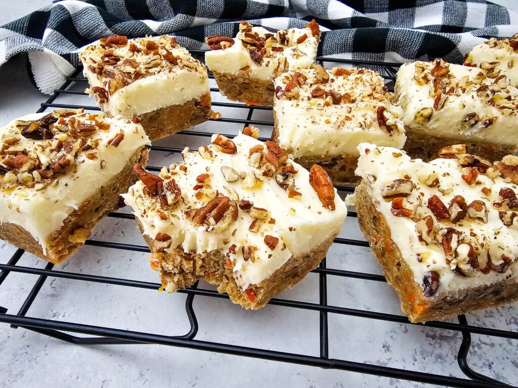 photo of the finished Carrot Cake Blondies