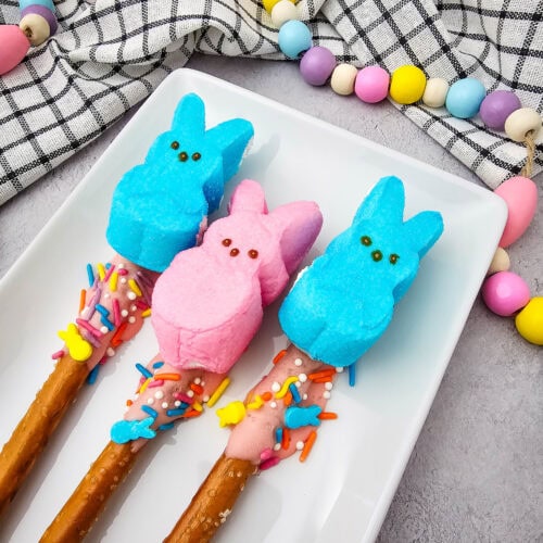 photo of the finished Dipped Pretzel Peeps