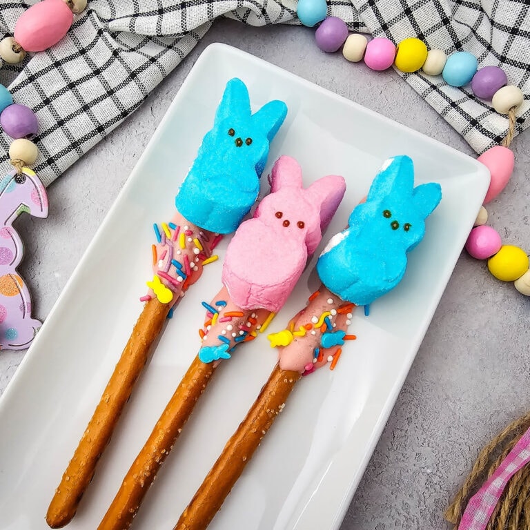 dipped pretzel peeps featured image