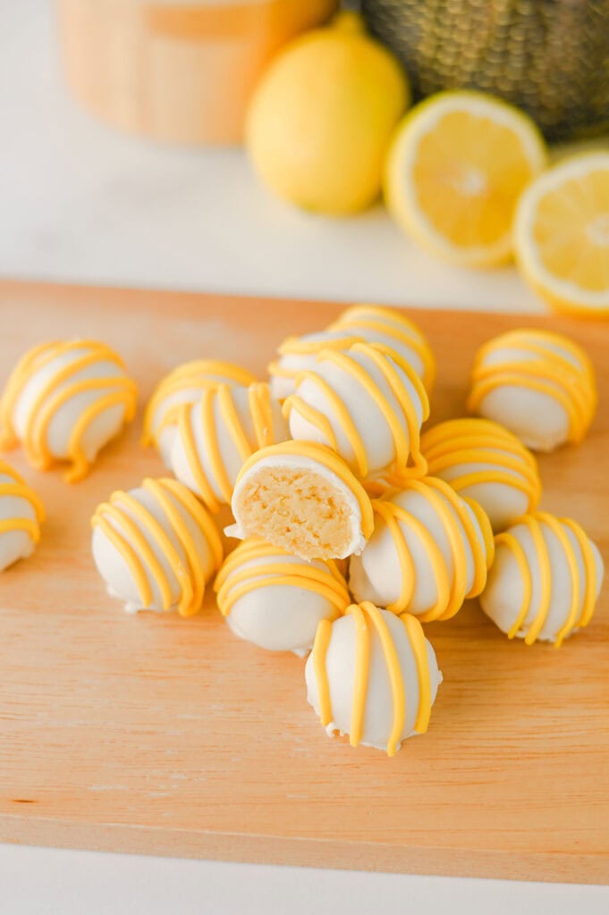 lemon oreo truffles