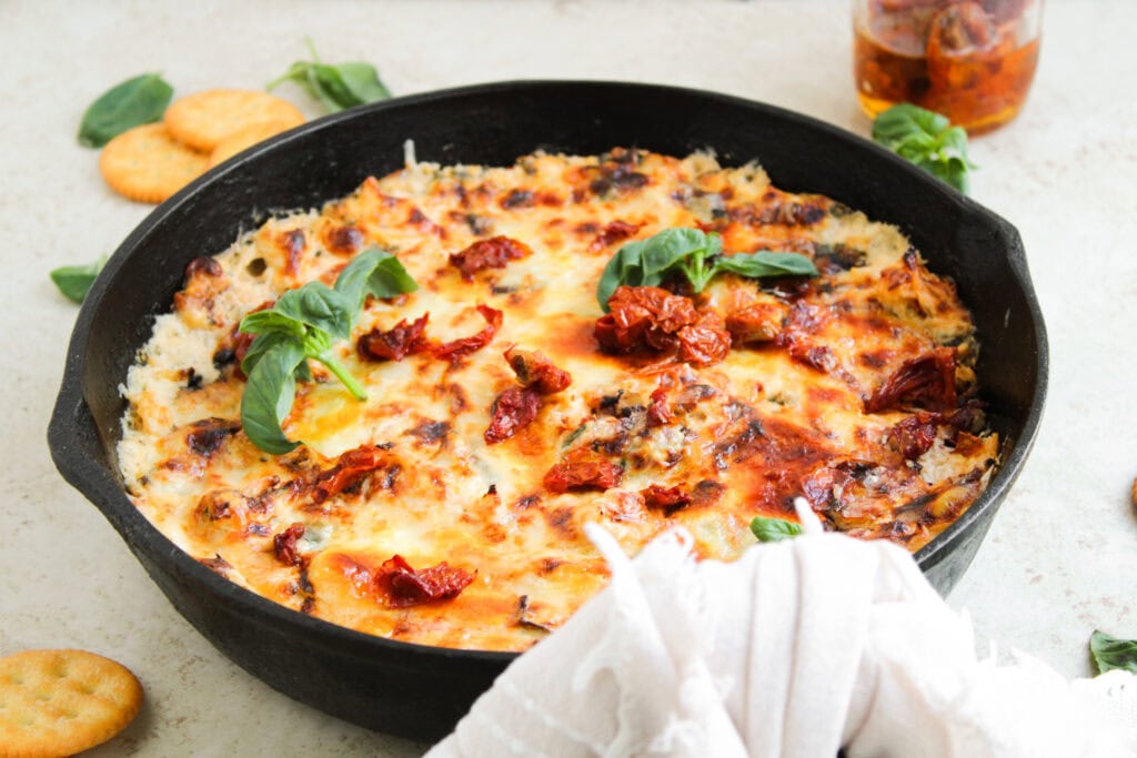 photo of the finished marry me chicken dip