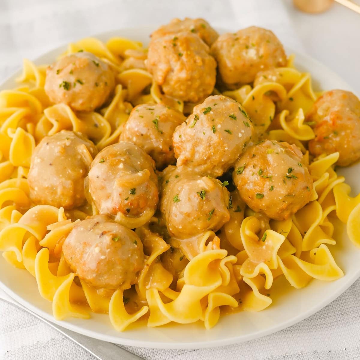 crockpot swedish meatballs featured image