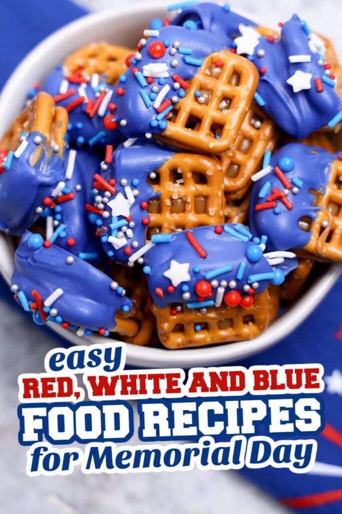 red, white and blue recipes for memorial day - Patriotic Caramel Pretzel Sandwiches