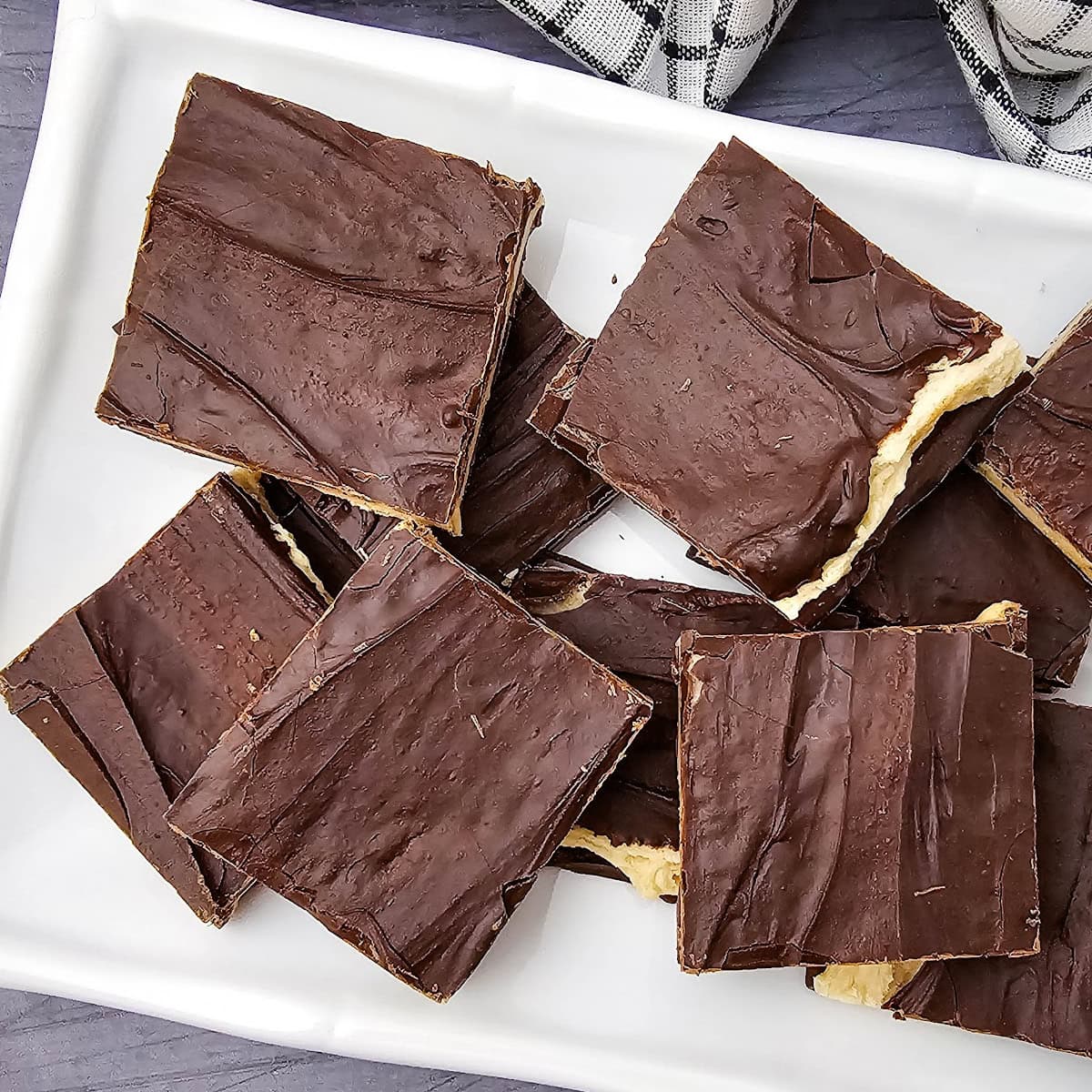 cookie dough bark featured image