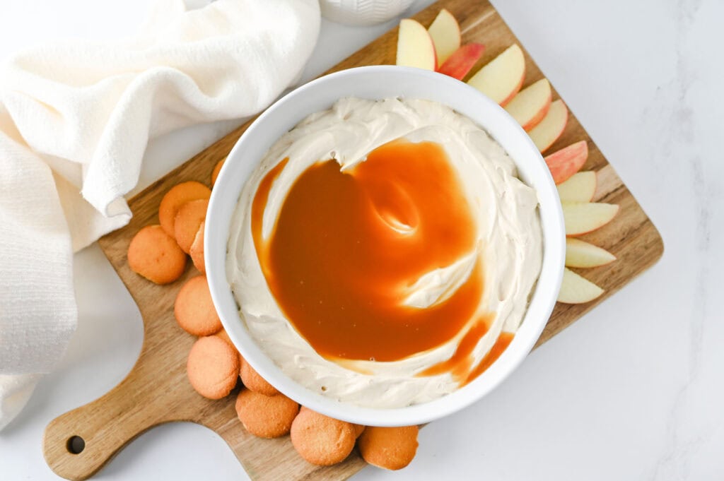 Caramel Apple Cheesecake Dip