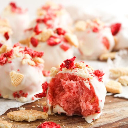 Strawberry Shortcake Balls