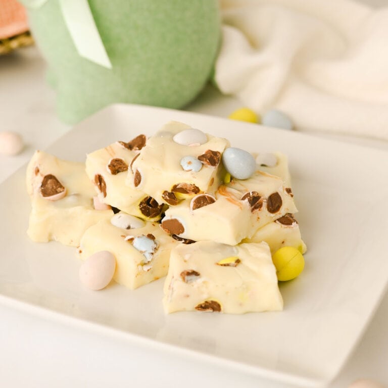 Mini Egg Fudge Featured Image copy