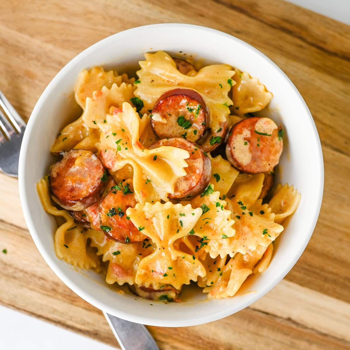 One Pot Cajun Sausage Pasta Featured image copy