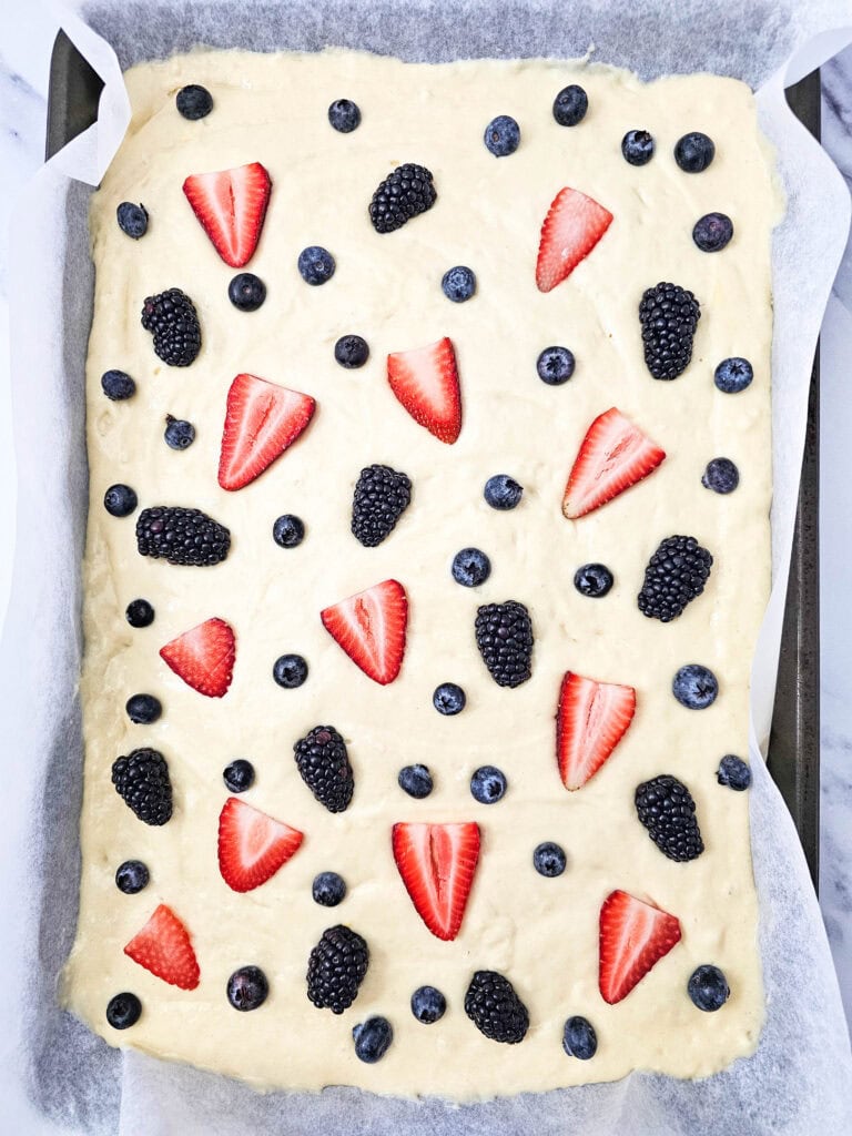Sheet Pan Berry Pancakes process Photo