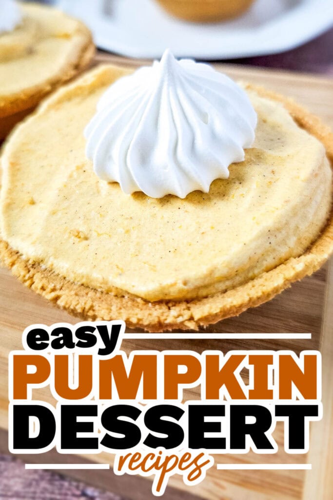 Pumpkin Dessert Recipes-Mini Pumpkin Marshmallow Pies